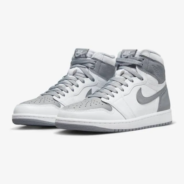 Nike Air Jordan 1 Retro High OG (Stealth/ Grey/ White) M...