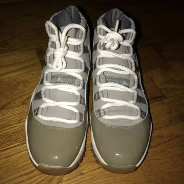 Nike Air Jordan 11 OG 2001 Cool Grey Men Size 8/Women 9....