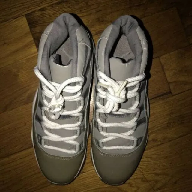 Nike Air Jordan 11 OG 2001 Cool Grey Men Size 8/Women 9....