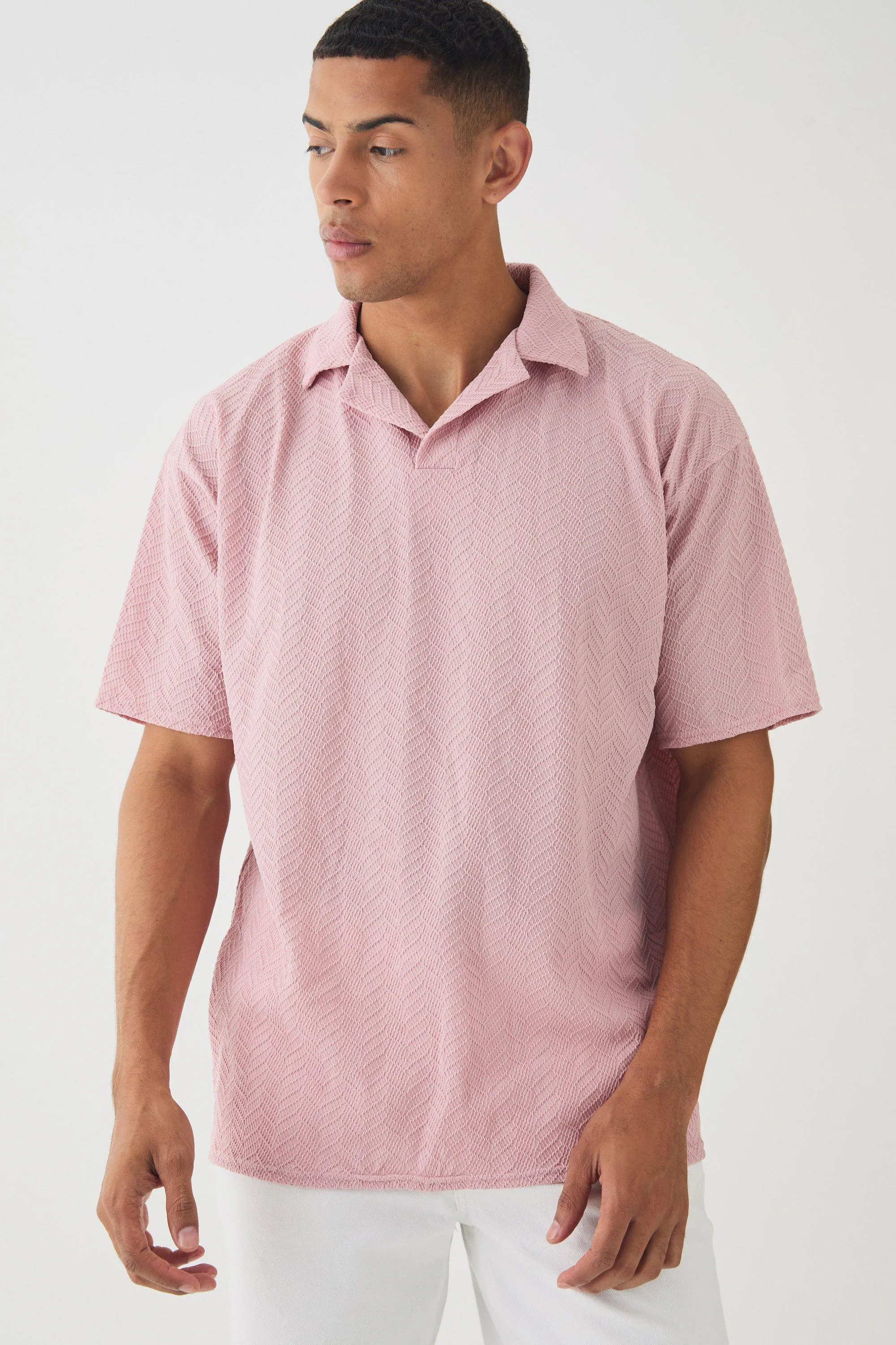 Oversized Revere Texture Polo | boohooMAN UK