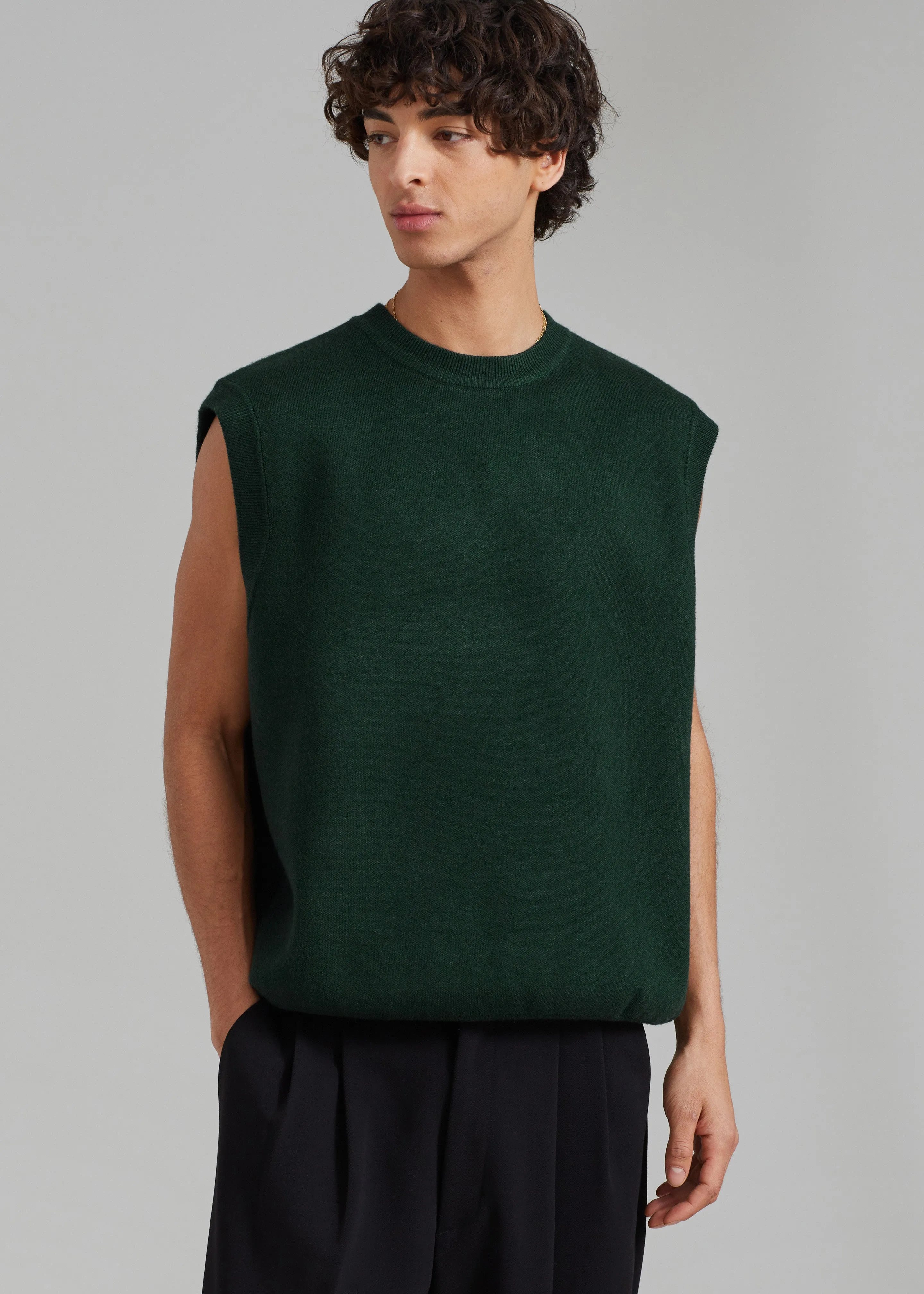 Owen Knit Vest - Forest Green