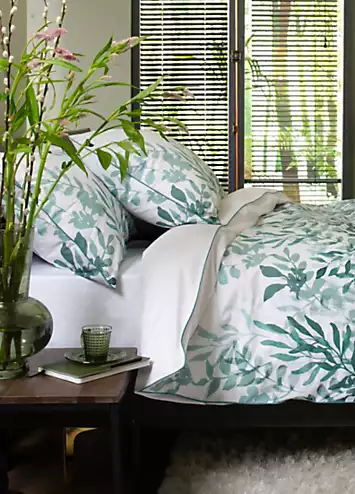 The Lyndon Company All Grown Up Leaf Scene 180 Thread Count Cotton Duvet Cover Set | Kaleidoscope