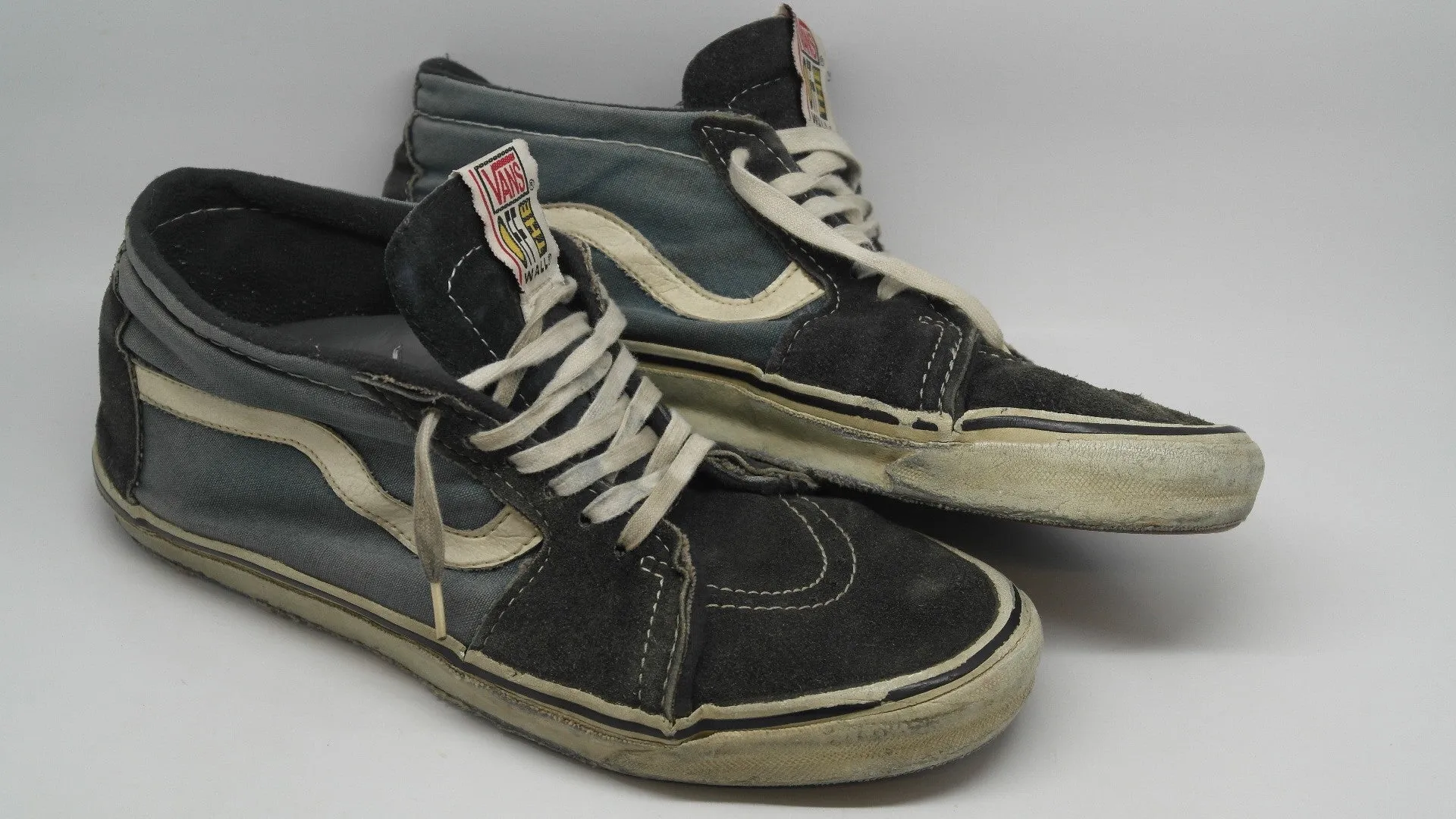 vintage vans style #83 ~ US9 ?